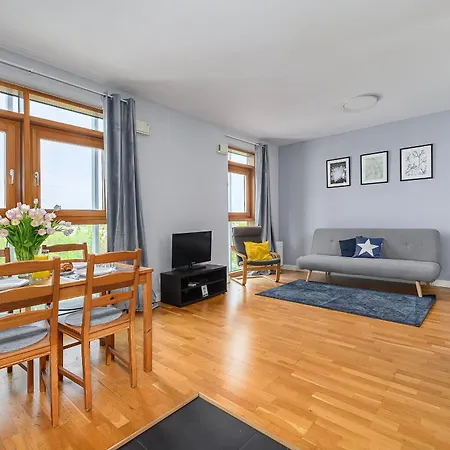 Slominskiego 7 P&o 华沙